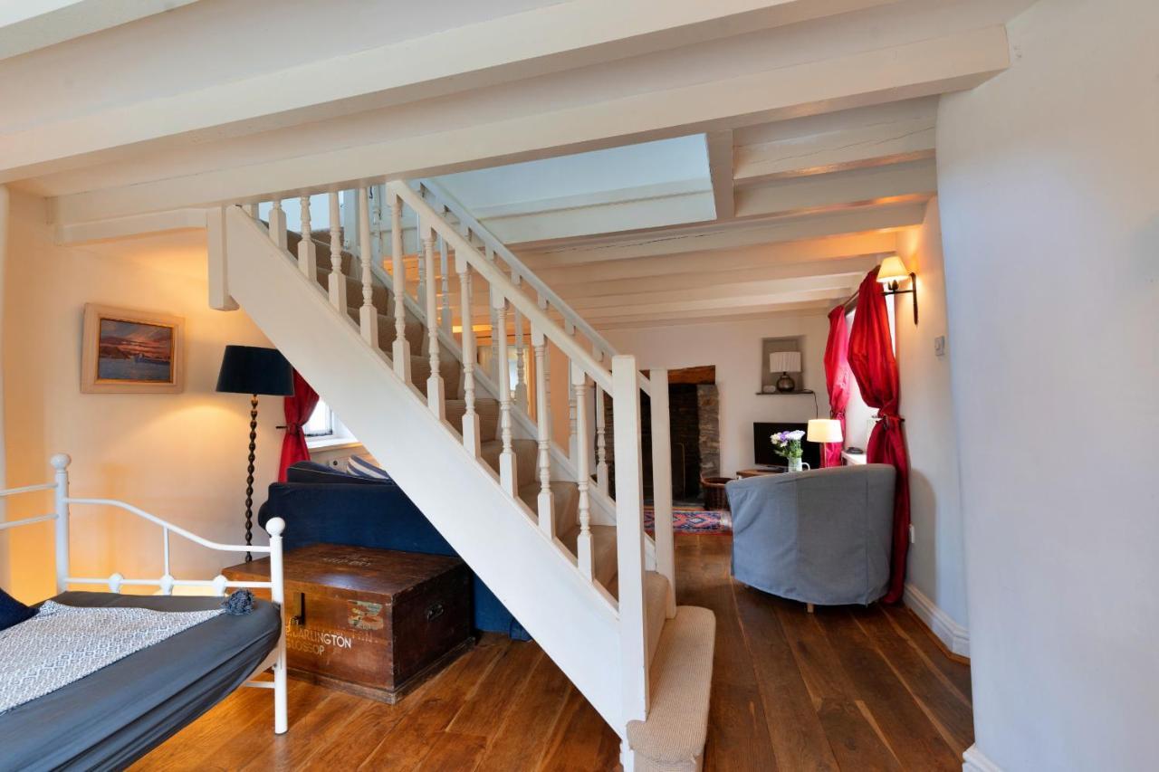 Finest Retreats - Forge Cottage Padstow Extérieur photo