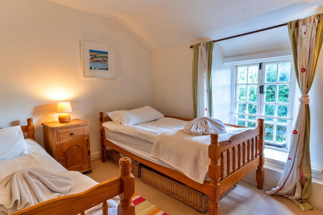 Finest Retreats - Forge Cottage Padstow Extérieur photo