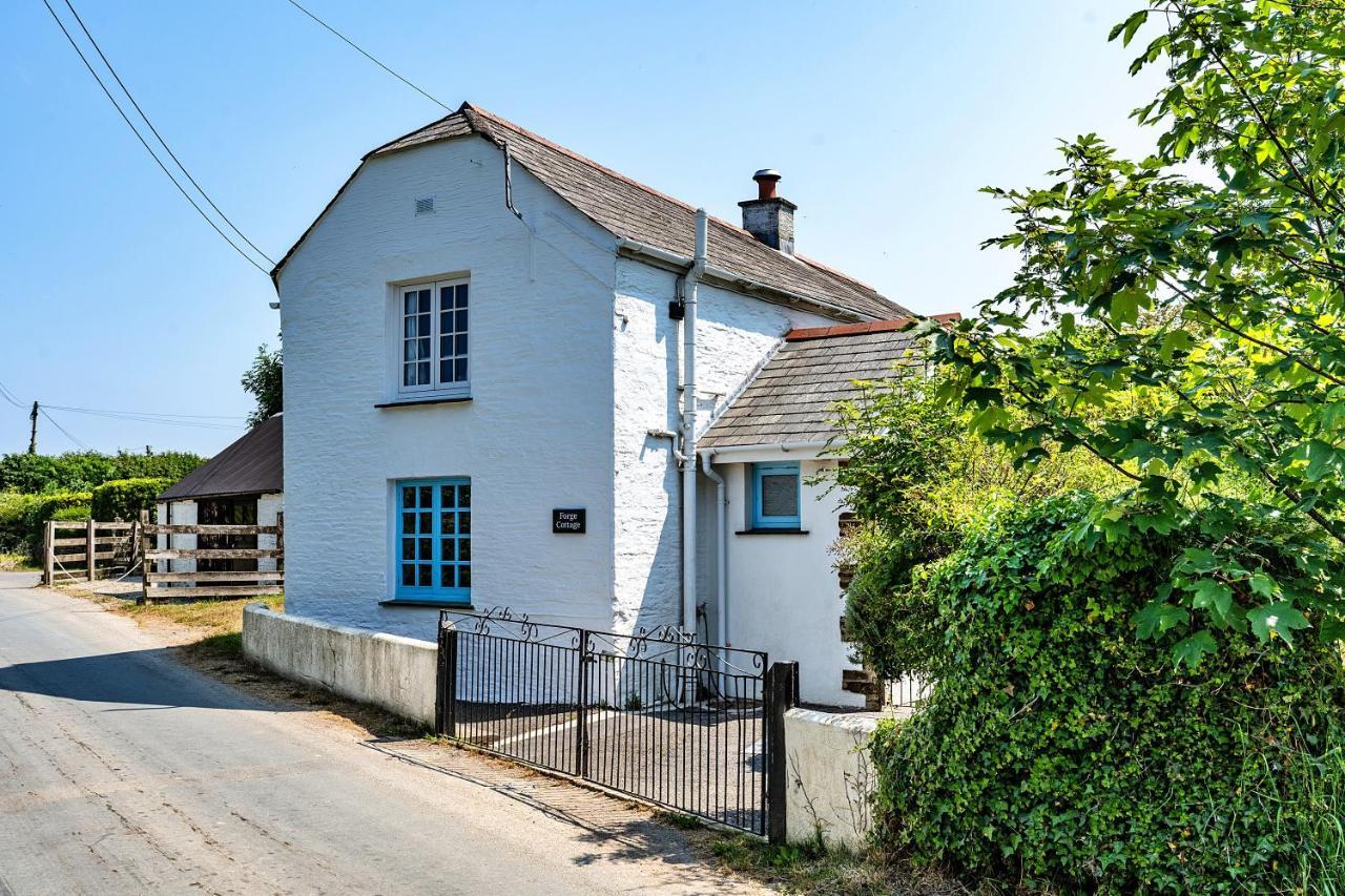 Finest Retreats - Forge Cottage Padstow Extérieur photo